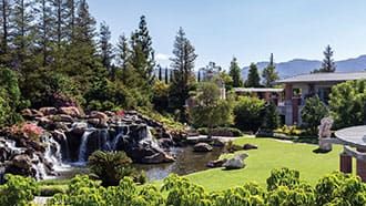 Fountain and verdant landscaped grounds at the Four Seasons Hotel Westlake Village